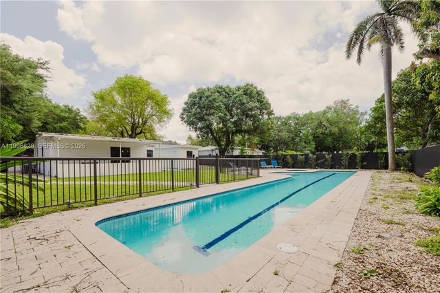 13236 NE 4th Ave, North Miami, FL 33161