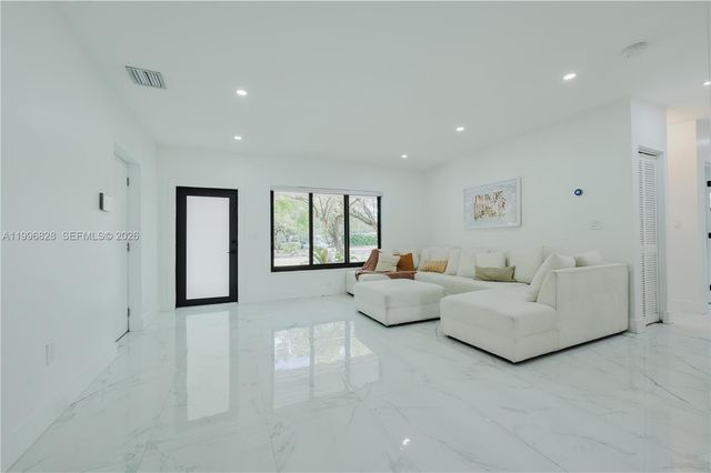 13236 NE 4th Ave, North Miami, FL 33161