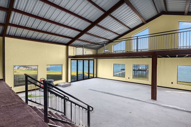 1761 Lcr 822, Groesbeck, TX 76642