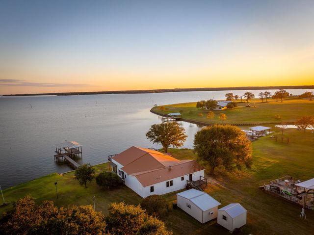 1761 Lcr 822, Groesbeck, TX 76642