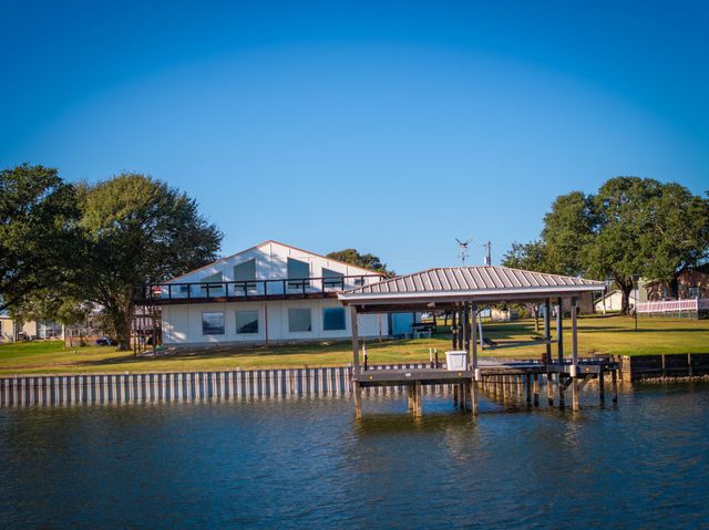 1761 Lcr 822, Groesbeck, TX 76642