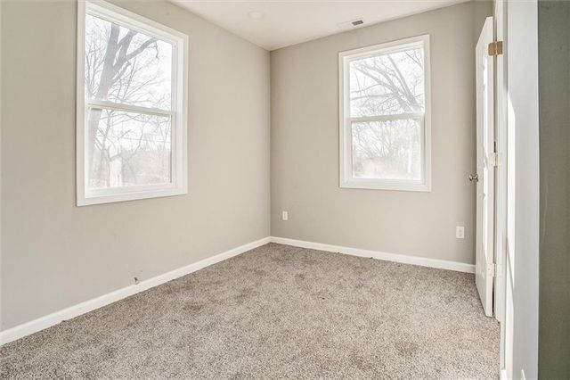 9043 Walnut Street, Kansas City, MO 64114