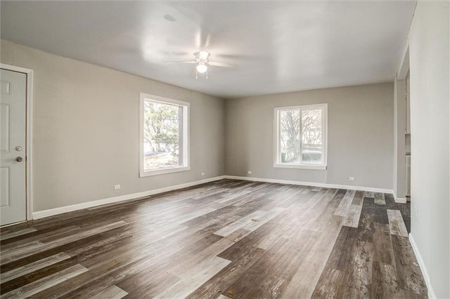 9043 Walnut Street, Kansas City, MO 64114