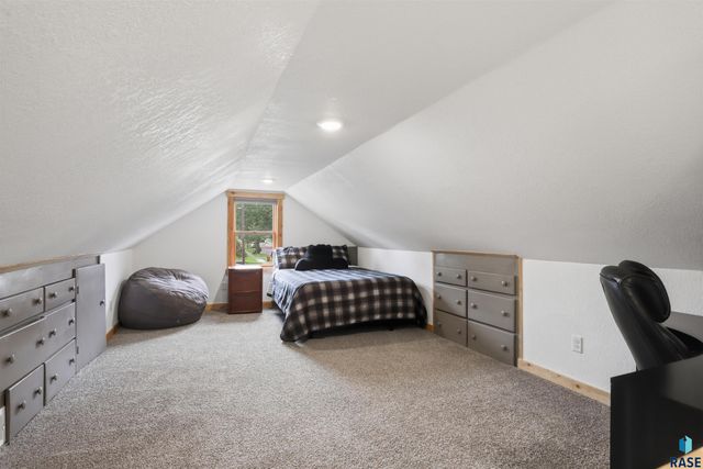 401 W 29th St Street, Sioux Falls, SD 57105