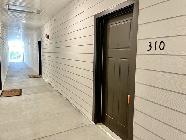 934 Governors Ct Apt 310, Antioch, TN 37013