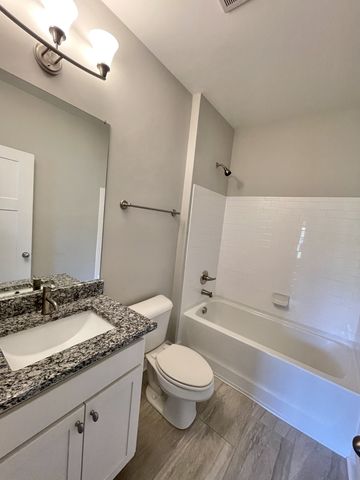 934 Governors Ct Apt 310, Antioch, TN 37013