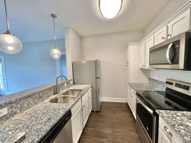 934 Governors Ct Apt 310, Antioch, TN 37013