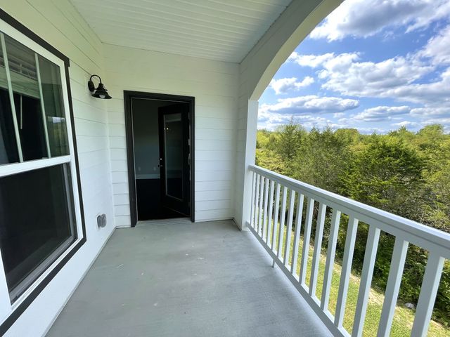 934 Governors Ct Apt 310, Antioch, TN 37013