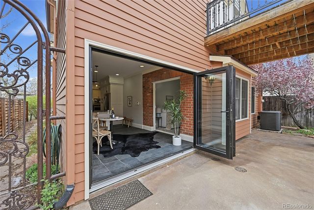 322 S Humboldt Street, Denver, CO 80209