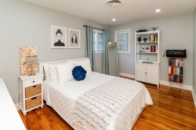 933 Washington St, Easton, MA 02375