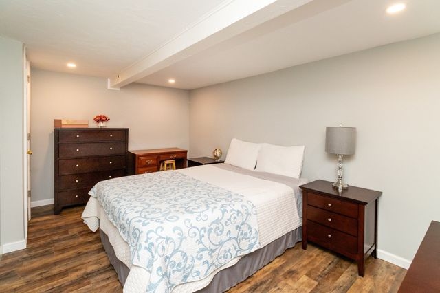 933 Washington St, Easton, MA 02375