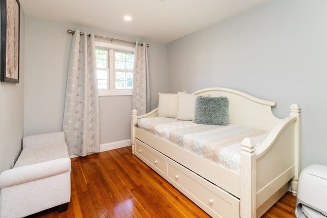 933 Washington St, Easton, MA 02375