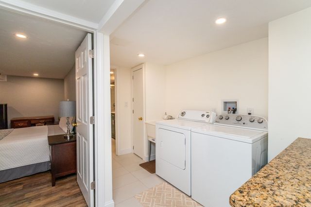 933 Washington St, Easton, MA 02375