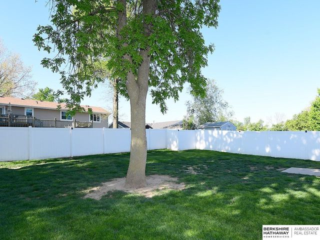 13309 Grissom Street, Papillion, NE 68138