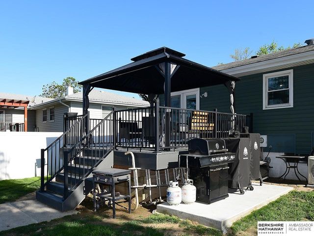 13309 Grissom Street, Papillion, NE 68138