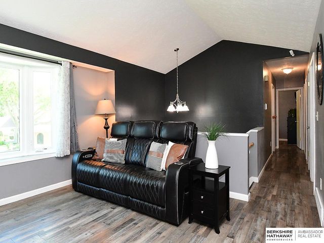 13309 Grissom Street, Papillion, NE 68138