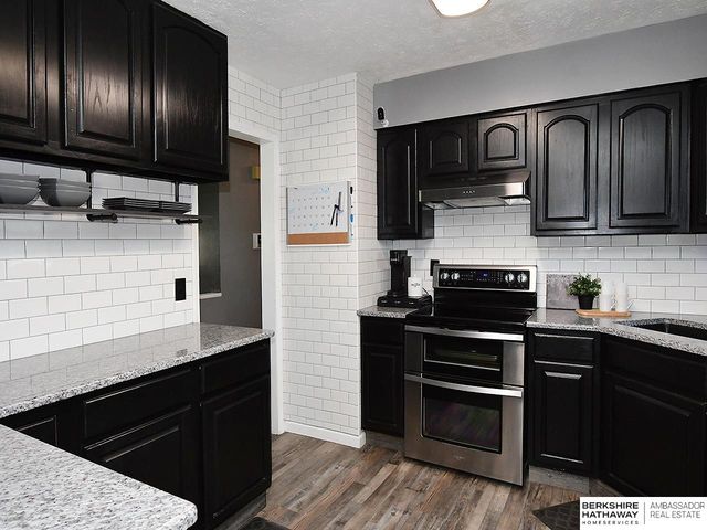 13309 Grissom Street, Papillion, NE 68138