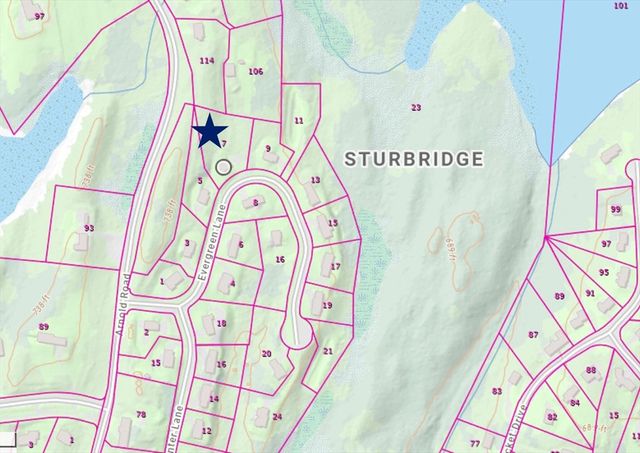 7 Evergreen Ln, Sturbridge, MA 01518