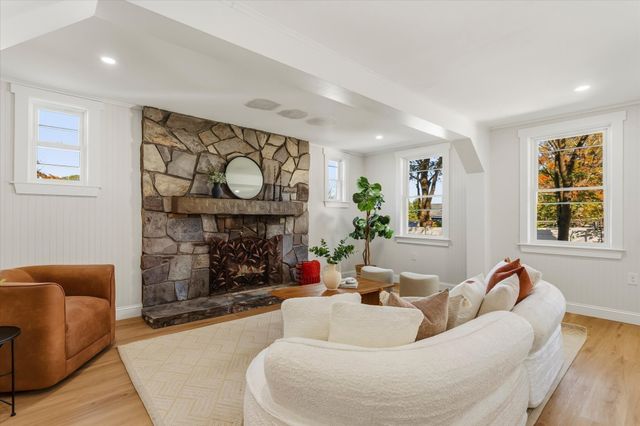 33 Congress St, Weymouth, MA 02188