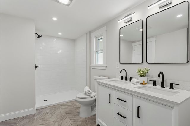 33 Congress St, Weymouth, MA 02188