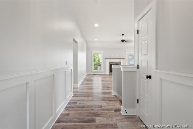 11204 Winged Foot Drive, Sellersburg, IN 47172