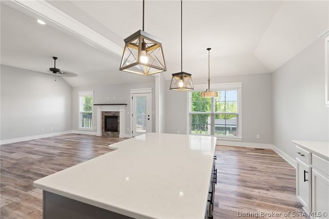 11204 Winged Foot Drive, Sellersburg, IN 47172