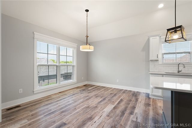 11204 Winged Foot Drive, Sellersburg, IN 47172