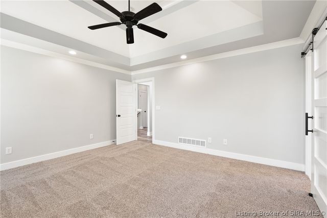 11204 Winged Foot Drive, Sellersburg, IN 47172