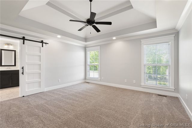 11204 Winged Foot Drive, Sellersburg, IN 47172