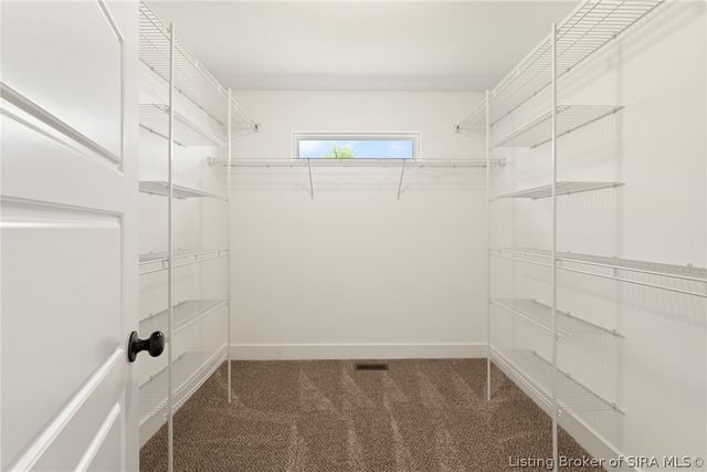 11204 Winged Foot Drive, Sellersburg, IN 47172