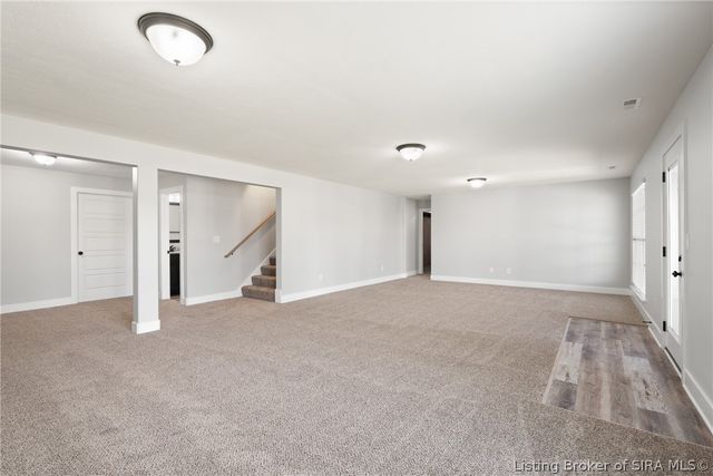 11204 Winged Foot Drive, Sellersburg, IN 47172