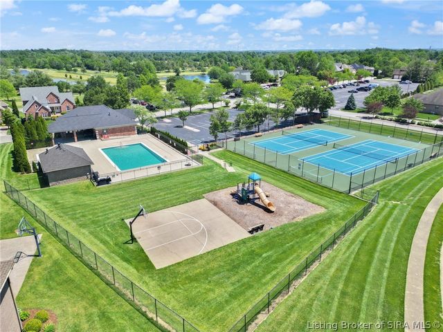 11204 Winged Foot Drive, Sellersburg, IN 47172