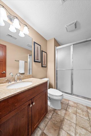 1618 Headwaters Lane, Woodbury, MN 55129