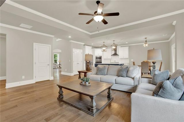 249 Fountain Oak Way, Canton, GA 30114