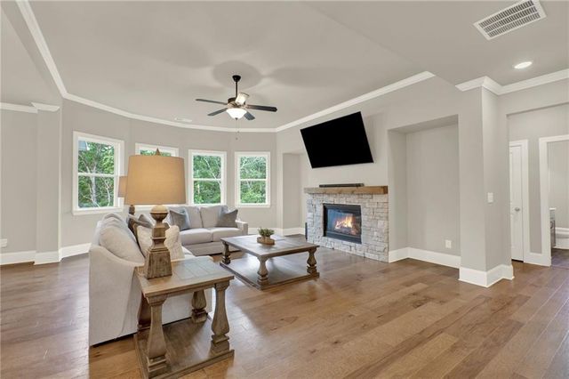 249 Fountain Oak Way, Canton, GA 30114