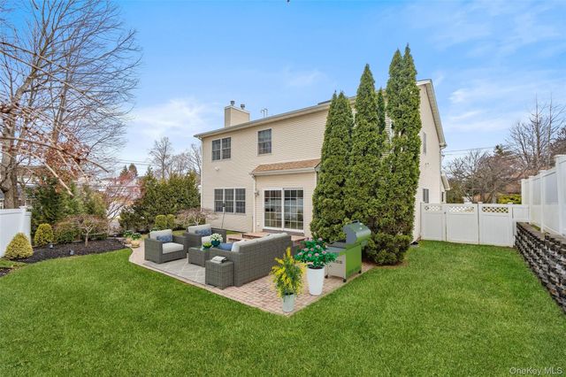 1 Fairway Drive, Old Bethpage, NY 11804