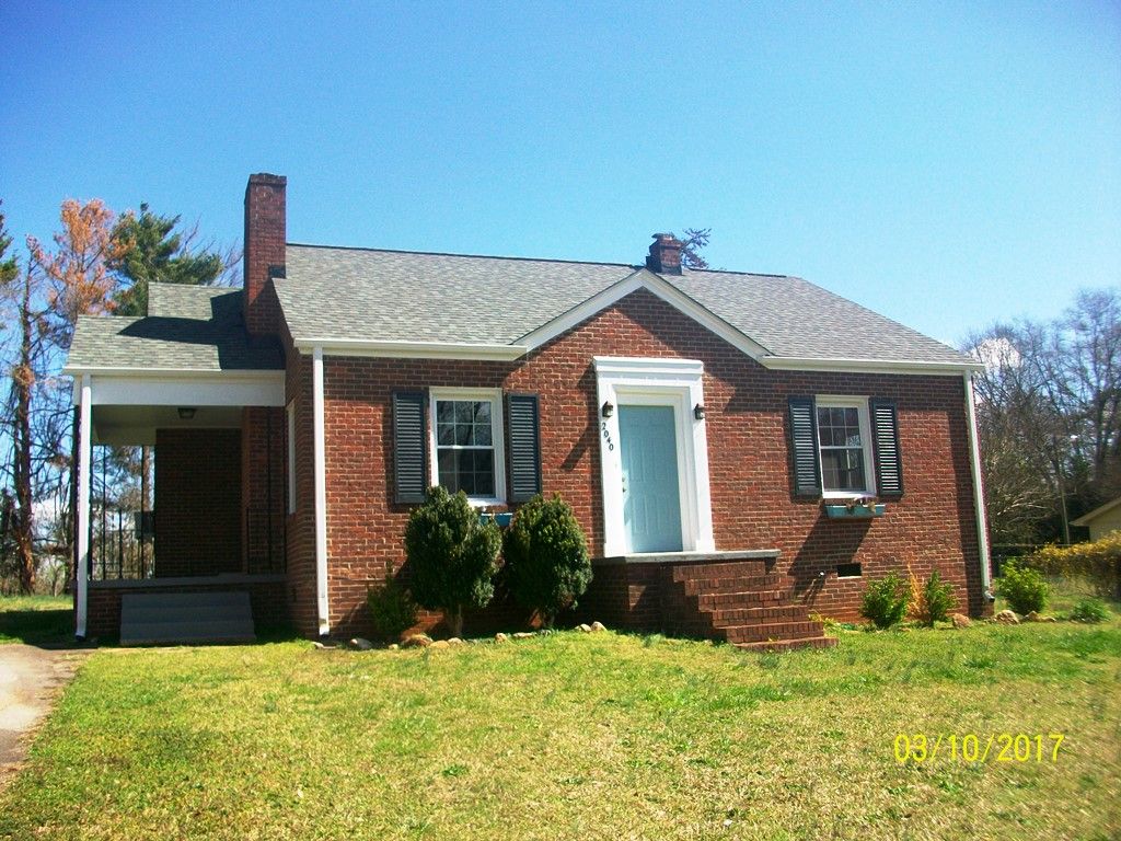 2040 Corinth Drive, Seneca, SC 29678