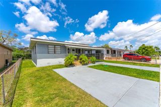 3500 SW 87th Pl, Miami, FL 33165
