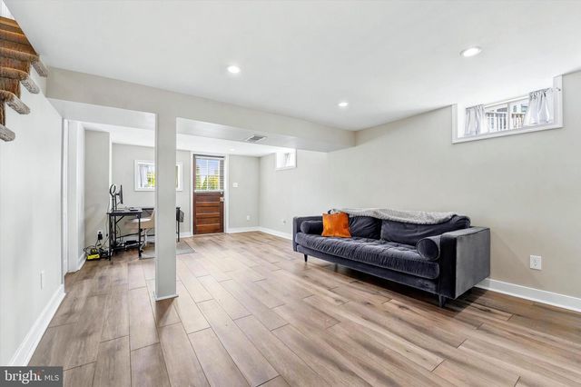 103 W 8TH ST, Media, PA 19063