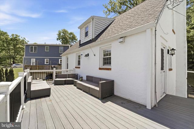 103 W 8TH ST, Media, PA 19063