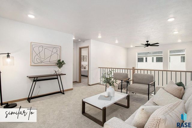 6233 S Alki Pl Place, Sioux Falls, SD 57108