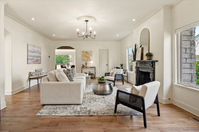 3532 S Utica Avenue, Tulsa, OK 74105