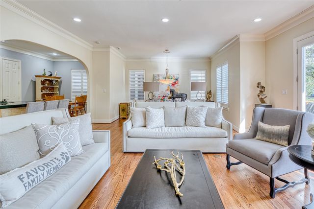 2010B W 14th Street, Houston, TX 77008