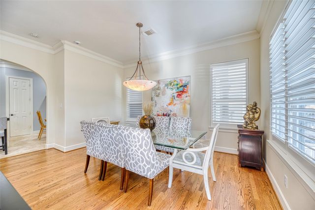 2010B W 14th Street, Houston, TX 77008
