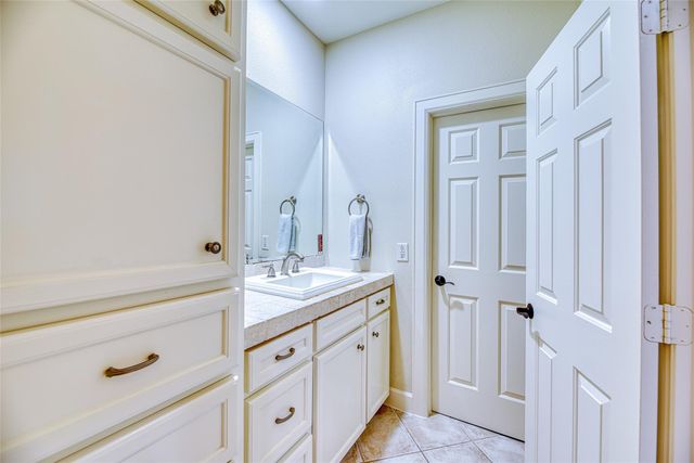 2010B W 14th Street, Houston, TX 77008