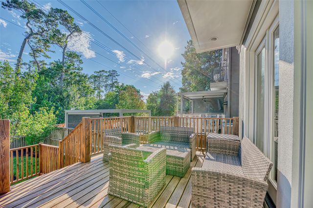 2010B W 14th Street, Houston, TX 77008