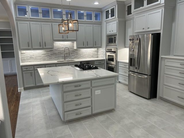 2010B W 14th Street, Houston, TX 77008