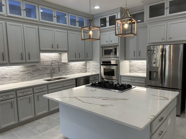 2010B W 14th Street, Houston, TX 77008
