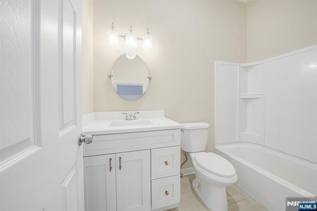 532 Ringwood Avenue A, Wanaque, NJ 07465
