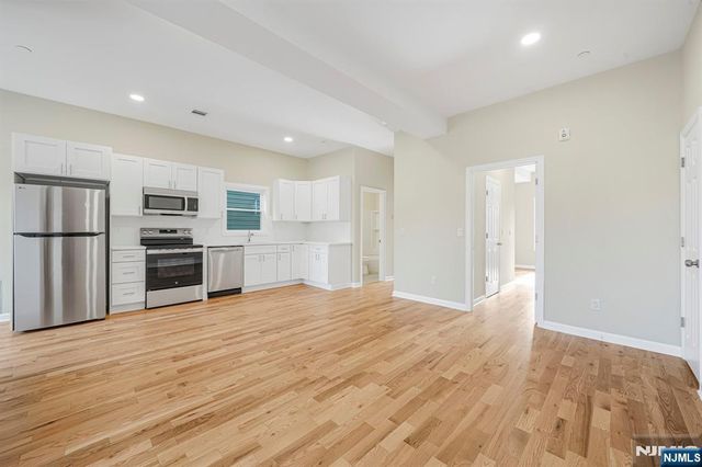 532 Ringwood Avenue A, Wanaque, NJ 07465